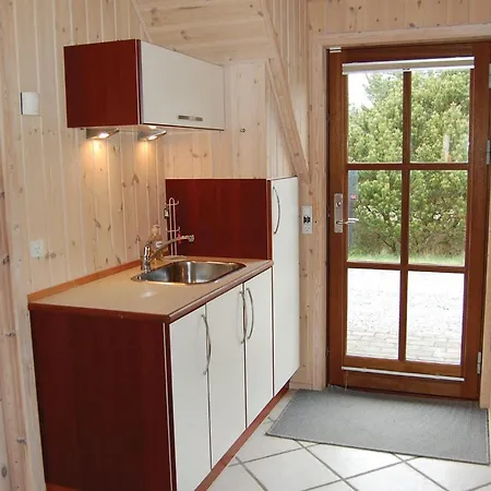 Stunning In With Kitchen